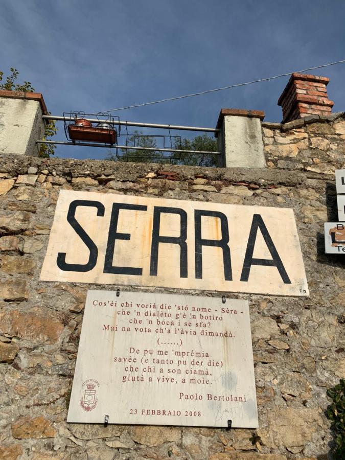 Appartamento La Serra Di Angela A Lerici Luaran gambar